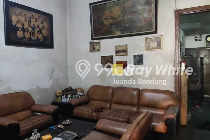 Rumah Eksklusif Dijual LT 233m2 di Lengkong, Bandung Rumah Eksklusif Dijual LT 233m2 di Lengkong, Bandung