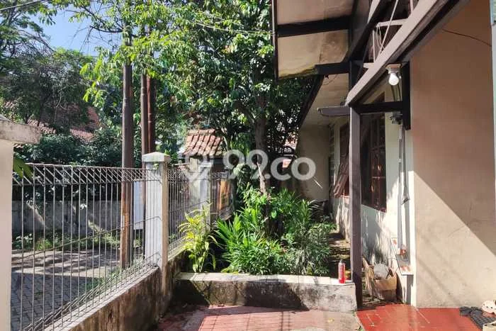 Dijual Hunian Rumah Terawat 3 Kamar di Peta, Bandung Dijual Hunian Rumah Terawat 3 Kamar di Peta, Bandung