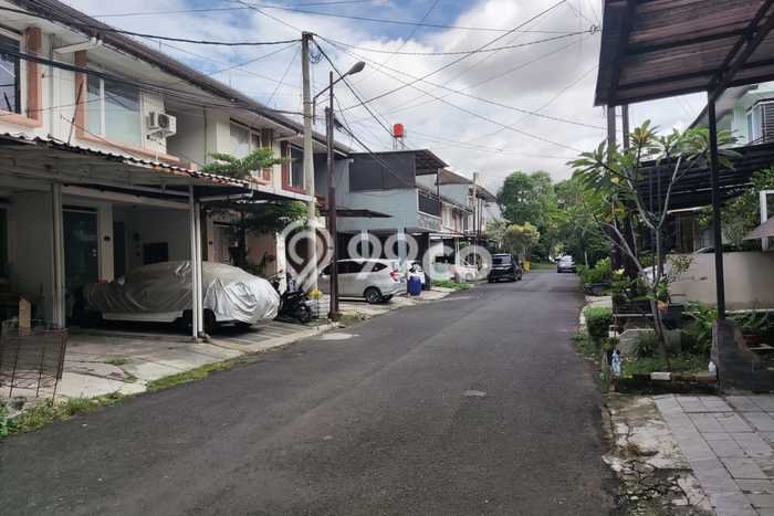 Rumah Modern 3 KT di sudirman Bandung Unfurnished Rumah Modern 3 KT di sudirman Bandung Unfurnished