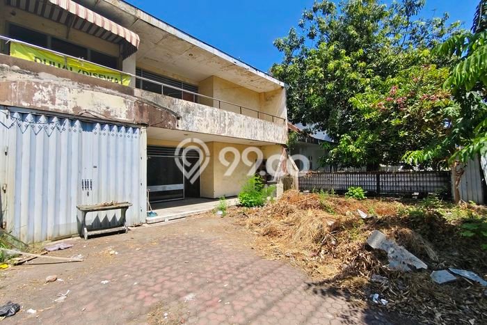 Disewakan! Rumah 5 Kamar Tidur &
5 Kamar Mandi di Ngagel, Surabaya Disewakan! Rumah 5 Kamar Tidur &
5 Kamar Mandi di Ngagel, Surabaya