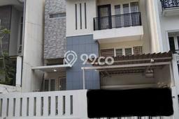 Rumah sewa siap huni 4 Kamar Tidur di Permata Buana, Jakarta Barat Rumah sewa siap huni 4 Kamar Tidur di Permata Buana, Jakarta Barat
