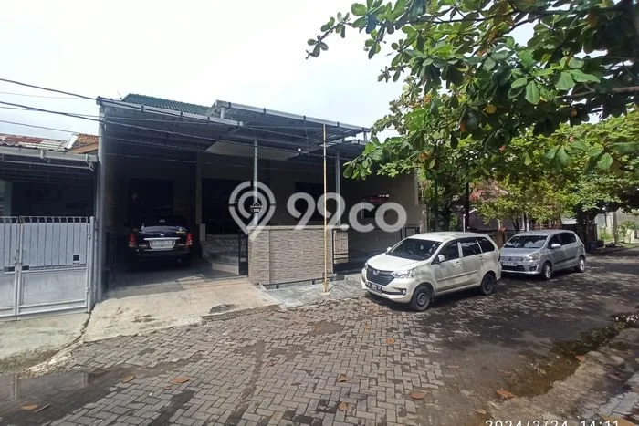 HARGA TERBAIK! Rumah area Pedurungan, 3 KT, Area Sejuk, LT 200m2m² LB 200m2m² HARGA TERBAIK! Rumah area Pedurungan, 3 KT, Area Sejuk, LT 200m2m² LB 200m2m²