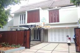 Rumah Mewah LB 300m2 Siap Huni Desain Elegan di Bintaro, Tangerang Selatan Rumah Mewah LB 300m2 Siap Huni Desain Elegan di Bintaro, Tangerang Selatan