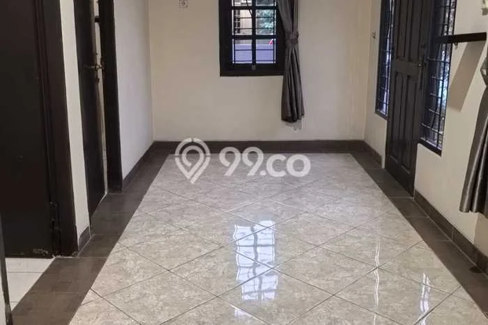 Disewakan! Rumah 4 Kamar Tidur &
2 Kamar Mandi di Graha Raya, Tangerang Selatan Disewakan! Rumah 4 Kamar Tidur &
2 Kamar Mandi di Graha Raya, Tangerang Selatan
