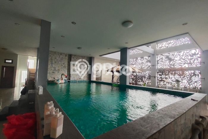 Dijual Rumah Luas Megah Dengan View Cantik di Green garden, Jakarta Barat Dijual Rumah Luas Megah Dengan View Cantik di Green garden, Jakarta Barat