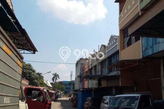Ruko Dijual Lokasi Emas di Ciputat Luas 200m2 Ruko Dijual Lokasi Emas di Ciputat Luas 200m2