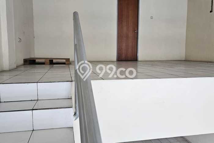Unit Ruko Dijual di Kebon Jeruk Jakarta Barat Luas Bangunan 250m2 Unit Ruko Dijual di Kebon Jeruk Jakarta Barat Luas Bangunan 250m2