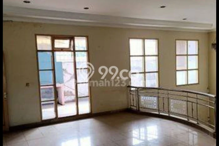 Dijual Rumah Luas Elegan Dengan View Cantik di Duta Garden, Jakarta Barat Dijual Rumah Luas Elegan Dengan View Cantik di Duta Garden, Jakarta Barat