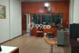 Ruko Dijual di Prime Area Jakarta Barat Luas 300m2 Ruko Dijual di Prime Area Jakarta Barat Luas 300m2