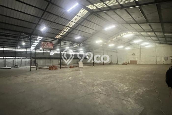Disewakan Gudang di Cipondoh Tangerang LT 1600m2, LB 1600m2 Disewakan Gudang di Cipondoh Tangerang LT 1600m2, LB 1600m2