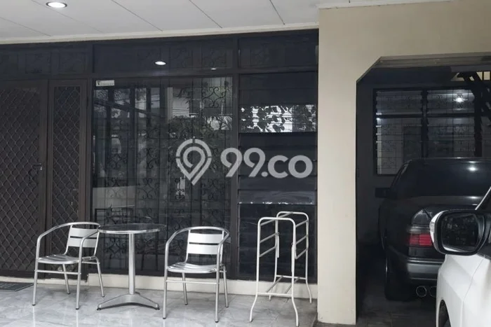 Rumah Luxury Modern Siap Huni di Meruya Jakarta Barat Rumah Luxury Modern Siap Huni di Meruya Jakarta Barat