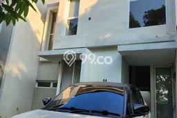 Rumah Disewakan Jakarta Barat LT 127m2 LB 127m2 Area Kopilas Rumah Disewakan Jakarta Barat LT 127m2 LB 127m2 Area Kopilas