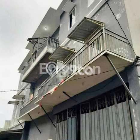 Rumah Modern Cantik 10 Kamar Siap Huni di Kedungkandang Rumah Modern Cantik 10 Kamar Siap Huni di Kedungkandang