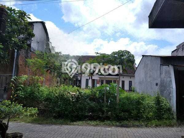 Tanah Siap Bangun Dijual di Malang Punya Luas 122m2 Tanah Siap Bangun Dijual di Malang Punya Luas 122m2