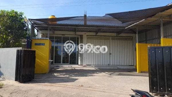 Ruko disewakan lokasi strategis Sukun Malang 85m2 Ruko disewakan lokasi strategis Sukun Malang 85m2