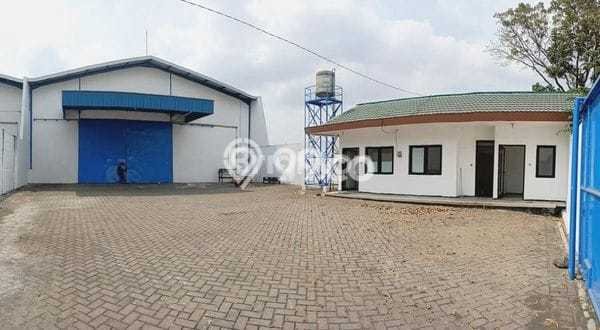 Gudang Kawasan Bisnis Kawasan Pakisaji, Luas 1102m², Siap Usaha Gudang Kawasan Bisnis Kawasan Pakisaji, Luas 1102m², Siap Usaha