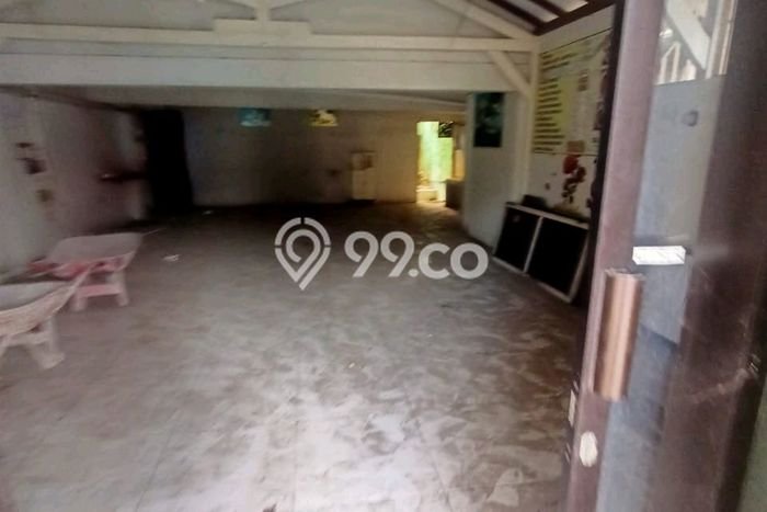 Disewakan Komersial di Kawasan Ramai Tanah Mas Luas 360m2 Disewakan Komersial di Kawasan Ramai Tanah Mas Luas 360m2
