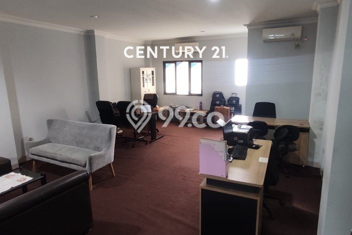 FOR SALE! Ruko di Jatinegara Jakarta Timur, LT 127m2, LB 350m2 FOR SALE! Ruko di Jatinegara Jakarta Timur, LT 127m2, LB 350m2