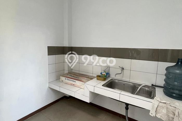 Disewakan! Rumah 2 Kamar Tidur &
1 Kamar Mandi di Kota Baru Parahyangan, Bandung Disewakan! Rumah 2 Kamar Tidur &
1 Kamar Mandi di Kota Baru Parahyangan, Bandung