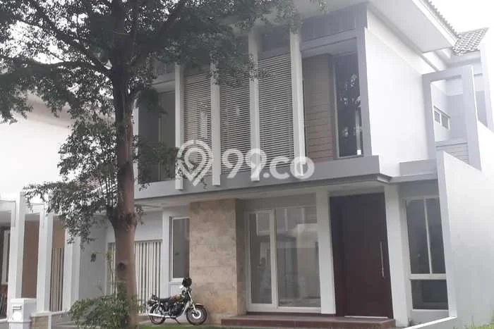 Jual Rumah Mewah Megah Dengan View Eksklusif di Alam Sutera, Tangerang Jual Rumah Mewah Megah Dengan View Eksklusif di Alam Sutera, Tangerang