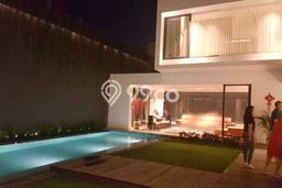 Rumah Eksklusif Best Location di Jakarta Utara, DKI Jakarta Rumah Eksklusif Best Location di Jakarta Utara, DKI Jakarta