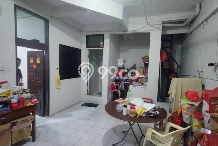 Jual Cepat Hunian Elegan Klasik di Jakarta Utara Jual Cepat Hunian Elegan Klasik di Jakarta Utara