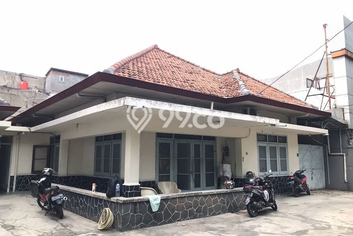 Unit Gudang Dijual di Jakarta Pusat LT 558m2 & LB 400m2 Unit Gudang Dijual di Jakarta Pusat LT 558m2 & LB 400m2