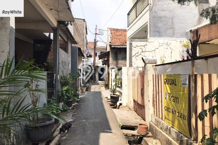 Rumah Modern 3 KT LT 199m2 di Cawang Rumah Modern 3 KT LT 199m2 di Cawang