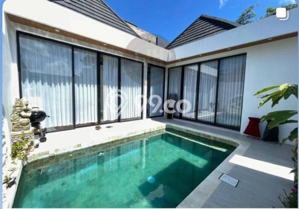 Vila di Kuta, Area 100m², Lokasi Strategis, Tersedia Vila di Kuta, Area 100m², Lokasi Strategis, Tersedia