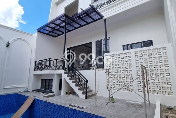 Best Deal Hunian Premium Ideal dan Luas di Menteng, Jakarta Pusat Best Deal Hunian Premium Ideal dan Luas di Menteng, Jakarta Pusat