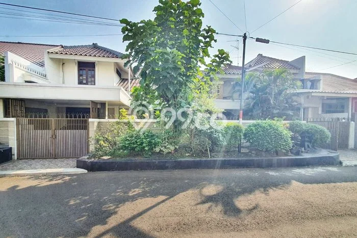 Dijual Rumah Luas Megah Dengan View Eksklusif di Pondok Bambu, Jakarta Timur Dijual Rumah Luas Megah Dengan View Eksklusif di Pondok Bambu, Jakarta Timur