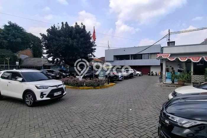 Komersial bagus disewakan di Kramat Jati Jakarta Timur dengan LB 700m2 harga sewa terbaik Komersial bagus disewakan di Kramat Jati Jakarta Timur dengan LB 700m2 harga sewa terbaik