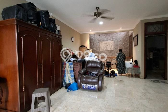 For Sale Rumah Elit Exclusive di Ciracas, Jakarta Timur For Sale Rumah Elit Exclusive di Ciracas, Jakarta Timur