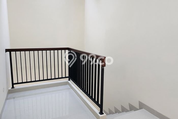 Hot Offer Hunian Mewah Ideal dan Luas di Cipondoh, Tangerang Hot Offer Hunian Mewah Ideal dan Luas di Cipondoh, Tangerang
