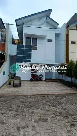 Rumah sewa siap huni 5 KT di Cipinang Melayu, Jakarta Timur Rumah sewa siap huni 5 KT di Cipinang Melayu, Jakarta Timur