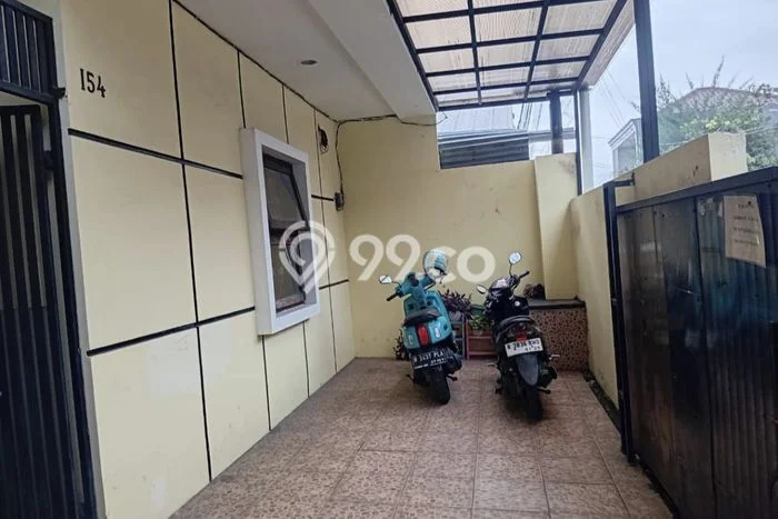 Dijual Segera Kost 13 Kamar, 13 Kamar Mandi di Ciputat, Tangerang Selatan, Luas 250m2 Dijual Segera Kost 13 Kamar, 13 Kamar Mandi di Ciputat, Tangerang Selatan, Luas 250m2