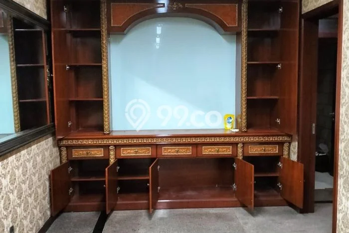 Ruko disewakan lokasi strategis Kebayoran Baru Jakarta Selatan 531m2 Ruko disewakan lokasi strategis Kebayoran Baru Jakarta Selatan 531m2