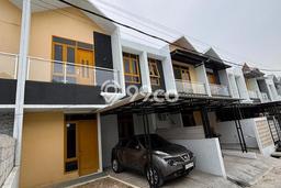 For Sale Rumah 3 Kamar Lokasi Ideal Bagus dan Strategis di Bekasi Utara For Sale Rumah 3 Kamar Lokasi Ideal Bagus dan Strategis di Bekasi Utara