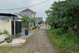 Tanah Dijual Lokasi Strategis di Karawang dengan Luas 180m2 Tanah Dijual Lokasi Strategis di Karawang dengan Luas 180m2