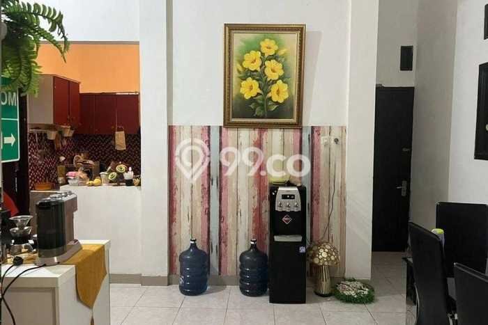 Rumah Murah LT 195m2 di Jatiwaringin Lingkungan Asri Rumah Murah LT 195m2 di Jatiwaringin Lingkungan Asri