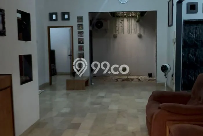 Disewakan! Rumah 4 Kamar Tidur &
2 Kamar Mandi di Sukmajaya, Depok Disewakan! Rumah 4 Kamar Tidur &
2 Kamar Mandi di Sukmajaya, Depok