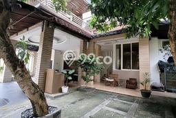 Rumah Mewah LB 240m2 Siap Pakai Desain Elegan di Bintaro, Tangerang Selatan Rumah Mewah LB 240m2 Siap Pakai Desain Elegan di Bintaro, Tangerang Selatan