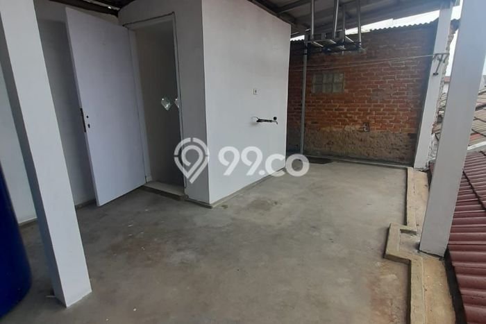 Area Strategis! Disewakan Ruko Lokasi Antapani, Bandung Cocok untuk Bisnis Area Strategis! Disewakan Ruko Lokasi Antapani, Bandung Cocok untuk Bisnis