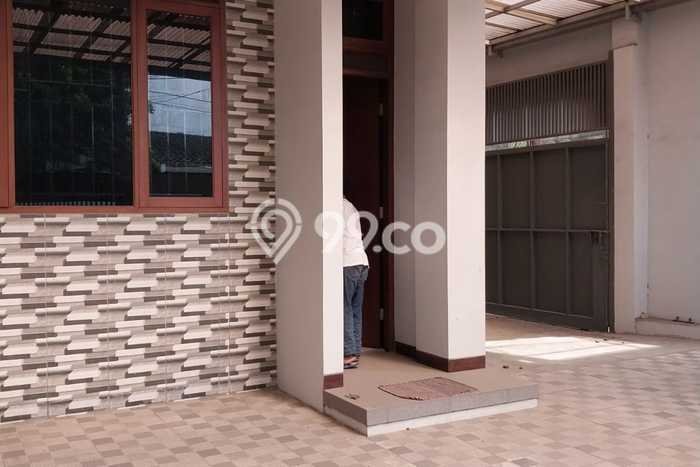 Rumah Modern 3 KT LT 178m2 di Pasir Koja Rumah Modern 3 KT LT 178m2 di Pasir Koja