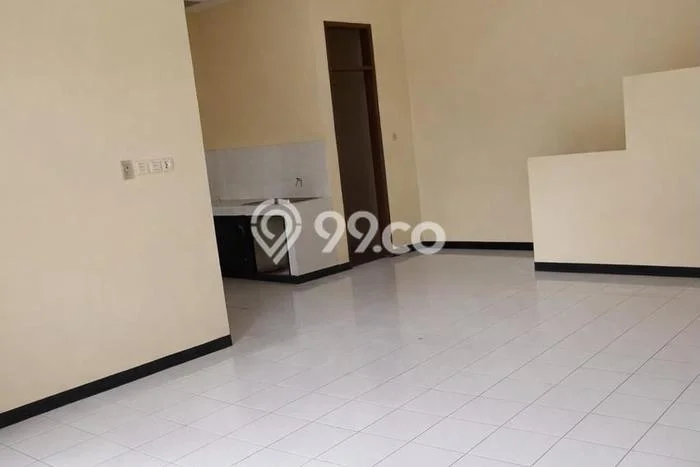 Disewakan! Rumah 2 Kamar Tidur &
2 Kamar Mandi di Buah Batu, Bandung Disewakan! Rumah 2 Kamar Tidur &
2 Kamar Mandi di Buah Batu, Bandung
