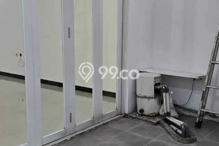 Disewakan! Rumah 4 Kamar Tidur &
3 Kamar Mandi di Taman Kopo Indah, Bandung Disewakan! Rumah 4 Kamar Tidur &
3 Kamar Mandi di Taman Kopo Indah, Bandung