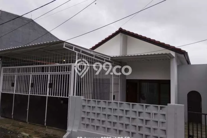 Disewakan! Rumah 4 Kamar Tidur &
2 Kamar Mandi di Peta, Bandung Disewakan! Rumah 4 Kamar Tidur &
2 Kamar Mandi di Peta, Bandung