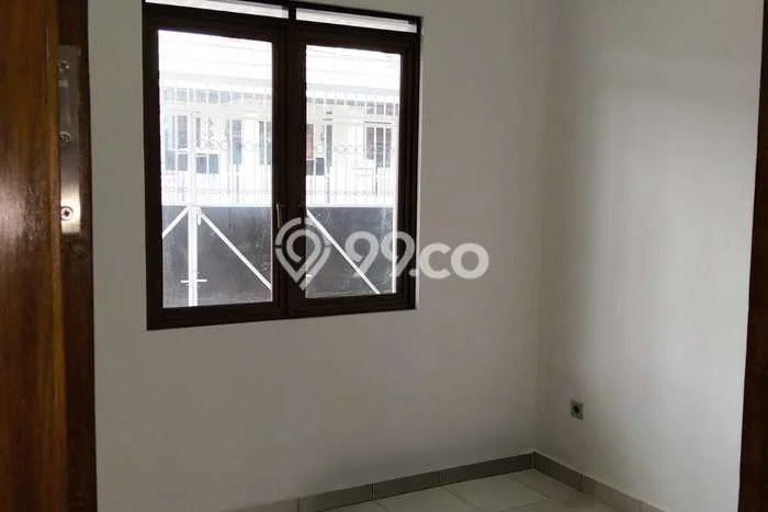 Disewakan! Rumah 4 Kamar Tidur &
2 Kamar Mandi di Peta, Bandung Disewakan! Rumah 4 Kamar Tidur &
2 Kamar Mandi di Peta, Bandung