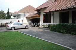 Ready to Use! Premium House LT 1089m2 Desain Elegan di Riau Ready to Use! Premium House LT 1089m2 Desain Elegan di Riau
