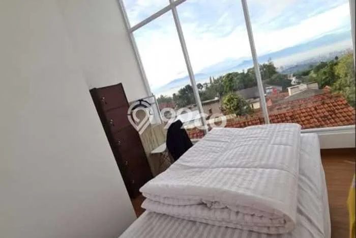 Dijual Rumah 3 Kamar Lokasi Ideal Bagus dan Strategis di Coblong Dijual Rumah 3 Kamar Lokasi Ideal Bagus dan Strategis di Coblong